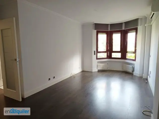 Apartamento Reformado Pinar de Chamartín Garaje Piscina Trastero