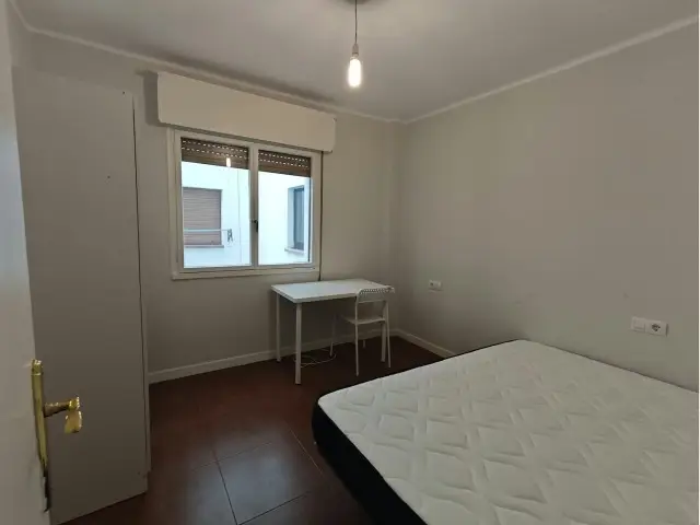Habitacion en Oviedo para estudiantes y jovenes profesionales