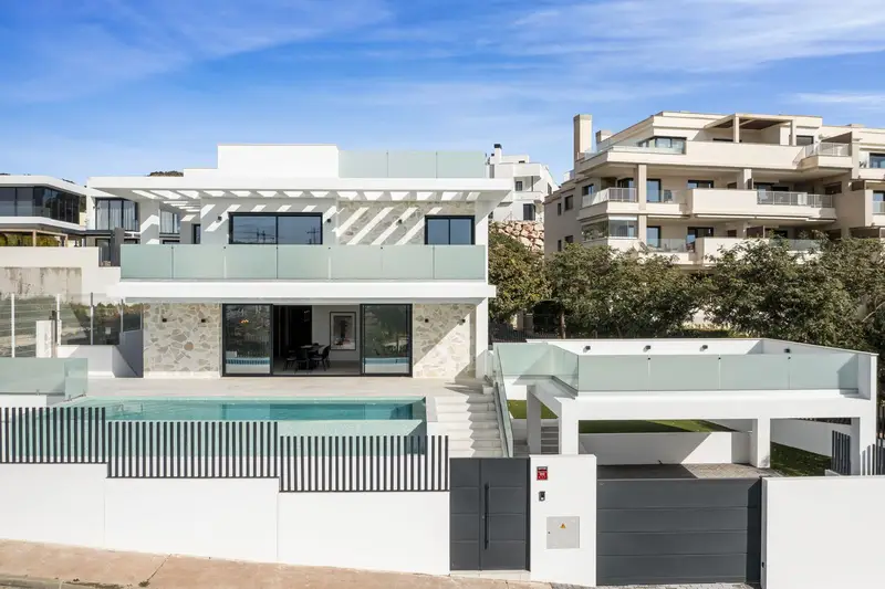 Casa Villa 6 Dormitorios La Cala de Mijas Lujo Moderna