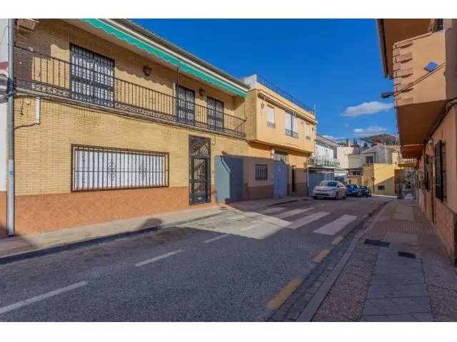 Casa en Venta Cerrillo Maracena 410m2 4 Habitaciones