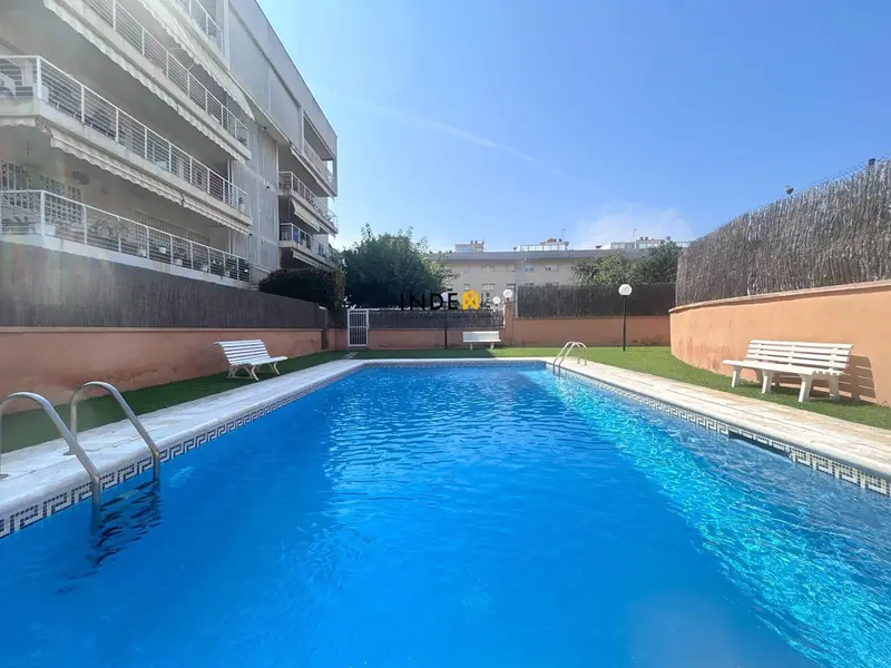 Planta Baja con Jardin Privado en Sitges Alquiler Temporal