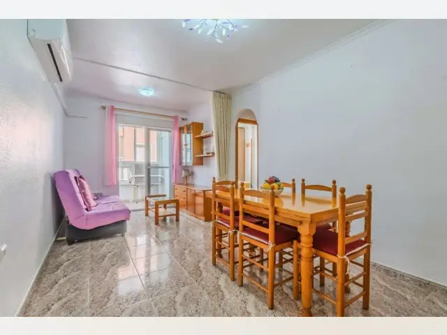 Apartamento 2 Dormitorios Torrevieja