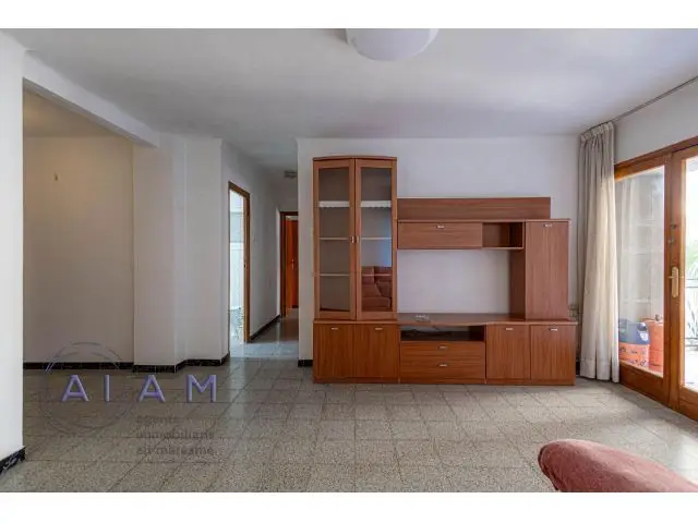 Piso De 3 Habitaciones Muy Cerca De La Playa