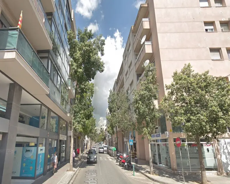 Local de 145 m² con 2 baños en Valls El Vendrell