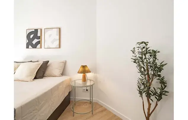 Habitaci
ón 74m
² en Barcelona - Alquiler a medio plazo