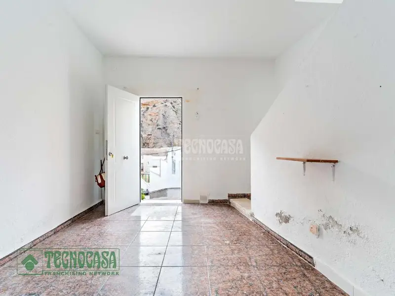 Casa en Venta en Gador Planta Baja con Garaje Amplio