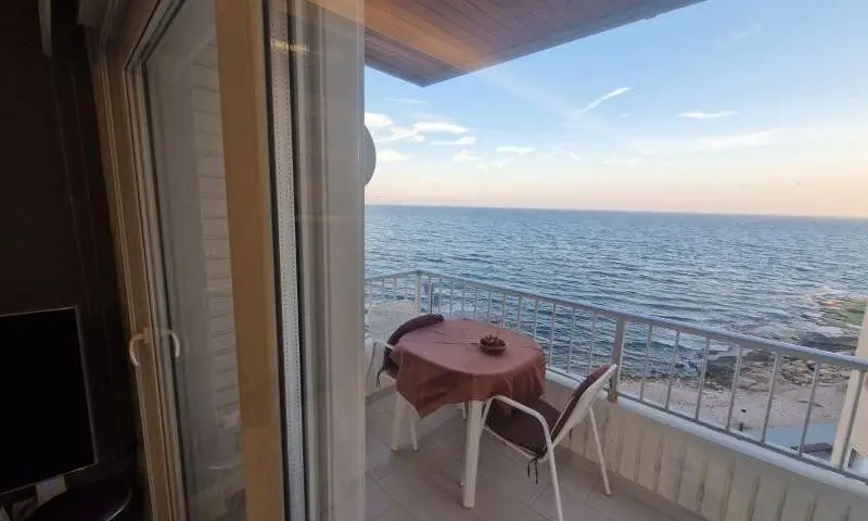 Apartamento en Torrevieja con Vistas al Mar