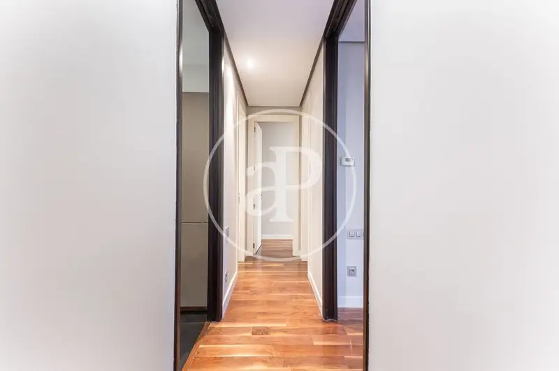 Piso en San Francesc Valencia con Terraza 128m2