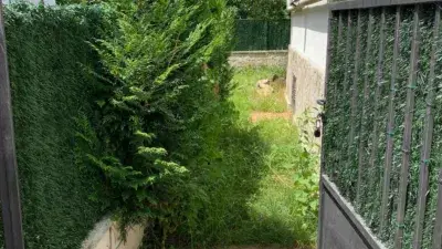 Casa pareada en venta en Calle Barrio Voto