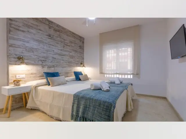 Piso de 1 Dormitorios alquiler Córdoba, España