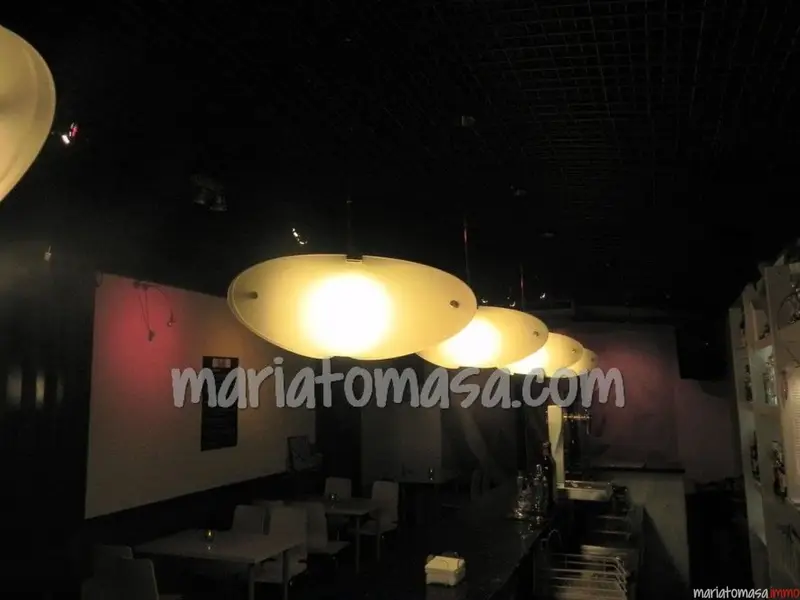Bar en Venta Vitoria Gasteiz Pub Licencia Zona Paso