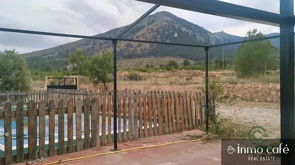 Casa de Campo en Monóvar Alicante con Piscina y 5000m2