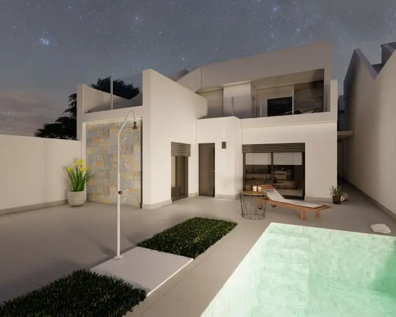 Villa de Lujo en Los Alcázares con Vistas al Golf