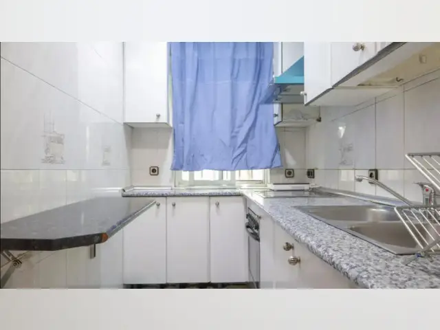 Una casa de 3 habitaciones, con área al aire libre,cerca de renfe y UC3M