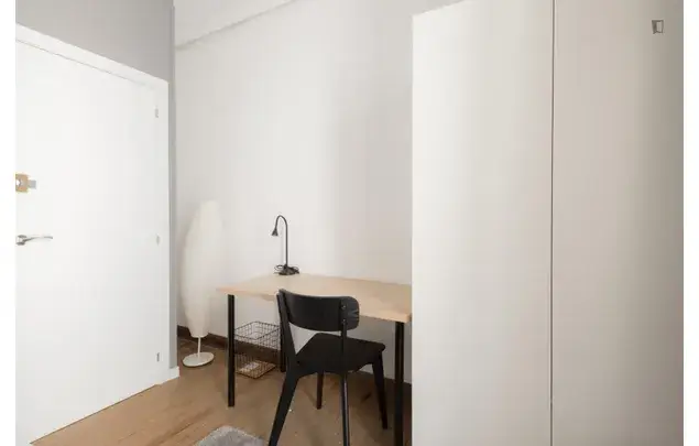 Alquiler Apartamento 7 Dormitorios Madrid 3-24 Meses