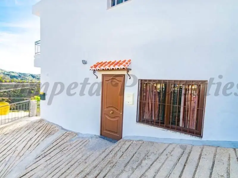 Apartamento en Cómpeta para alquiler a largo plazo