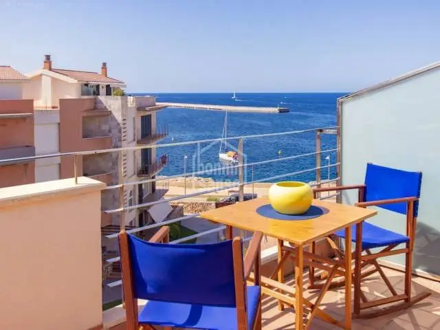 Apartamento en venta en Ciutadella Menorca con vistas al mar