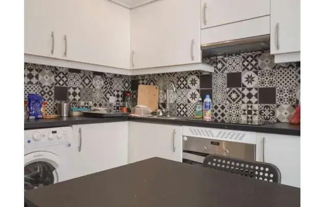Rent a room in Madrid