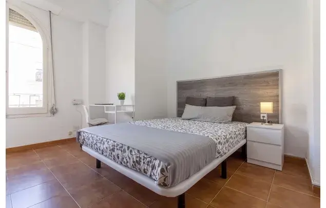 Habitacion en Mislata - Estancia Media Larga