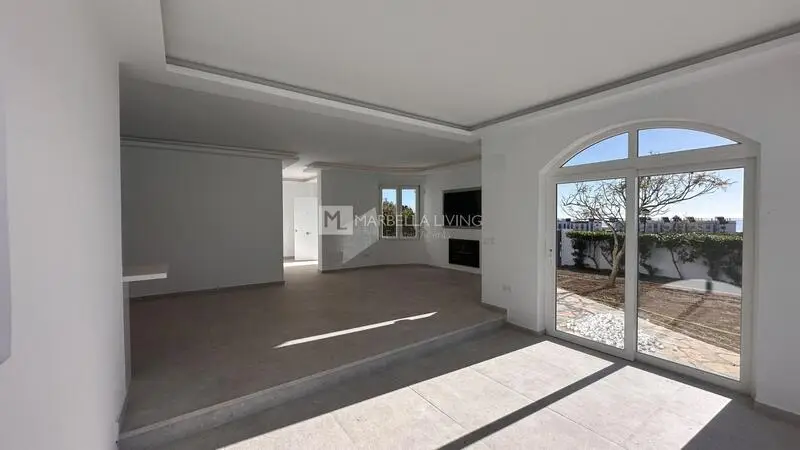Villa de 4 Dormitorios en Manilva Málaga