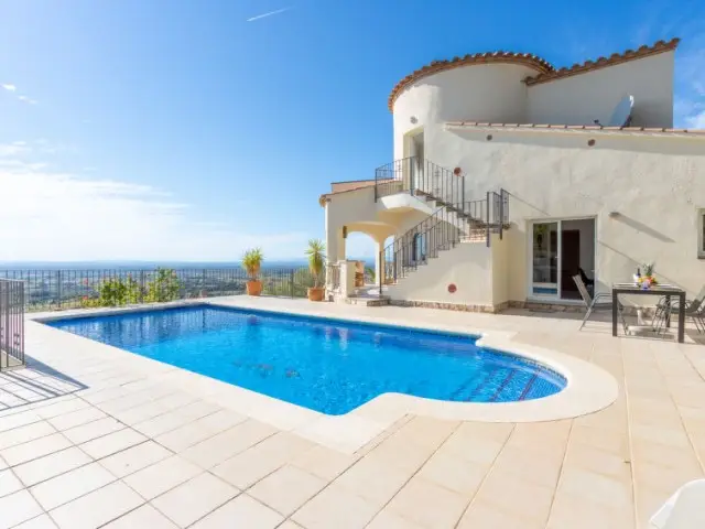 Casa Villa 4 Dormitorios Palau Savardera