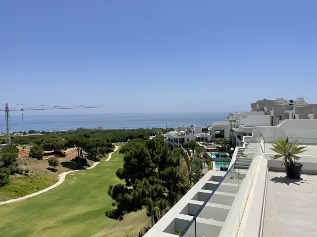 Adosado 3 Dormitorios Lujo Cabopino Vistas al Mar Piscina Privada