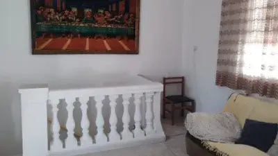 Casa en Venta en Totalan - 3 Dormitorios, Vistas a la Montana