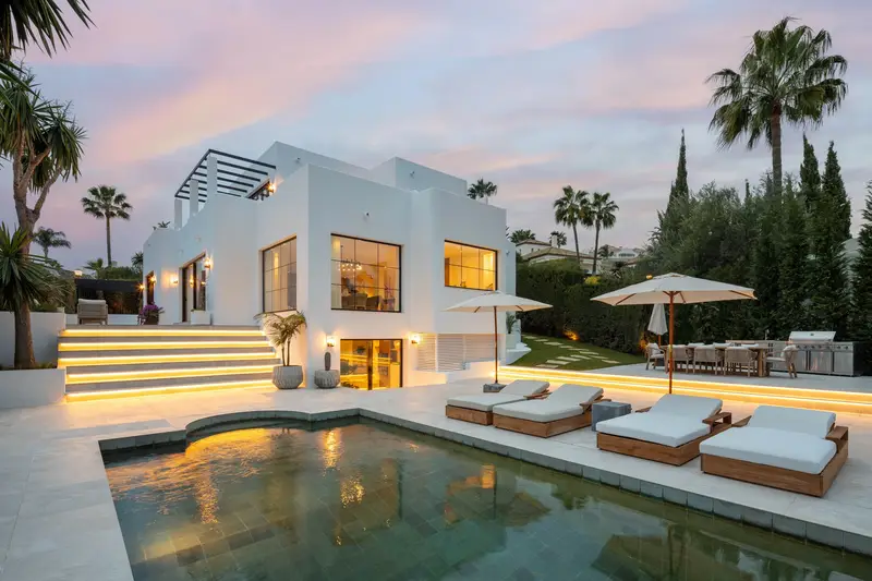 Casa Villa 3 Dormitorios Alquiler Marbella Piscina Jacuzzi Sauna