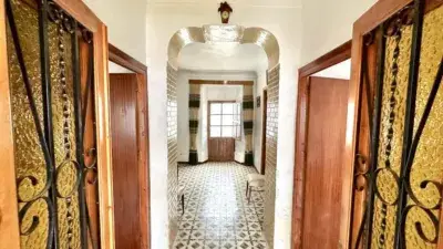 Chalet en Venta en Fuente de Piedra con Patio y Terraza