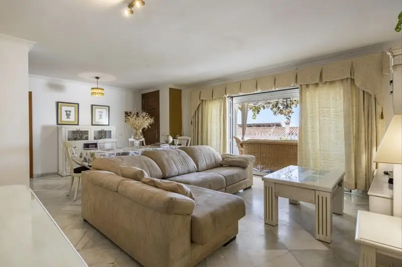 Villa en Venta Marbella 4 Dormitorios Gran Potencial