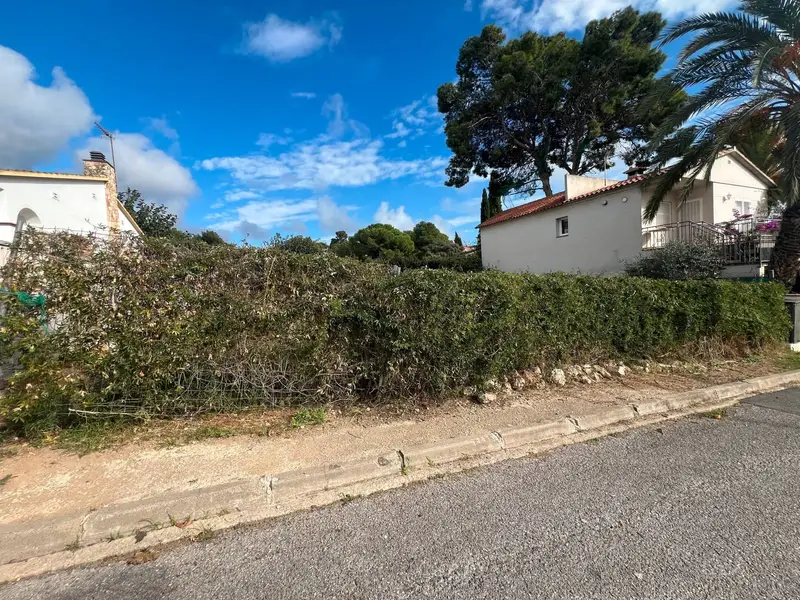 Solar en Venta El Vendrell Parcela Urbana 426m2 Zona Residencial