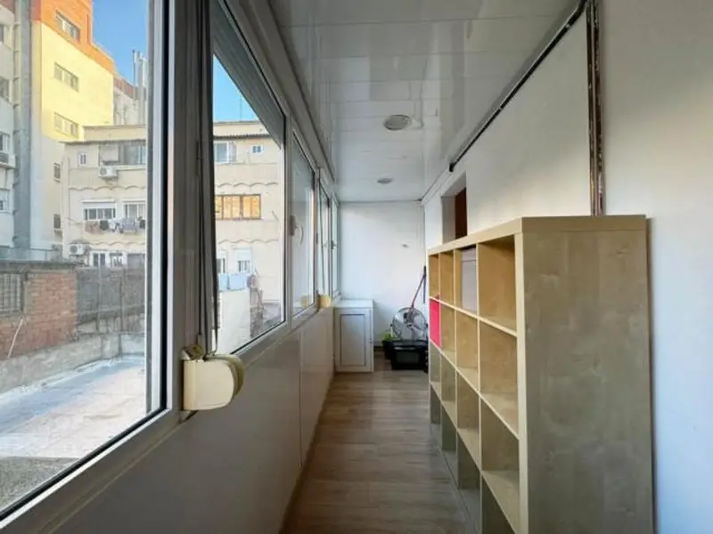 Piso en Poblenou Barcelona a Reformar con Muebles Incluidos