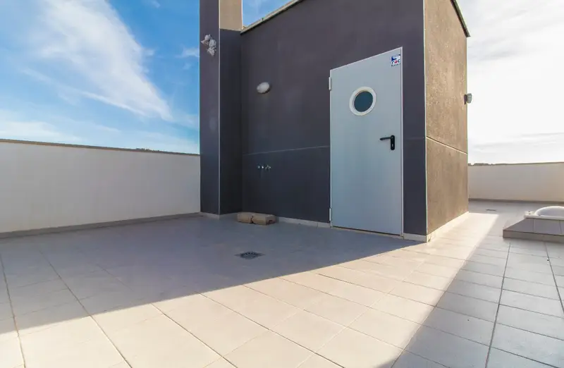 Bungalow en Venta Aspe Gran Sotano Solarium y Patio