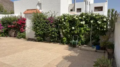 Casa en Venta San Jose 4 Dormitorios 2 Baños Jardin Cochera