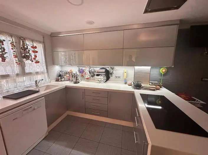 Villa de Lujo de 5 Dormitorios en Elche