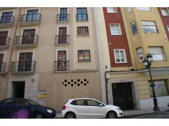 Local Comercial en Avda Juan Carlos I Plasencia