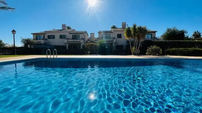 Villa de 3 Dormitorios en Venta en HDA