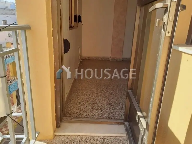 Piso en venta en Tavernes de la Valldigna 3 habitaciones
