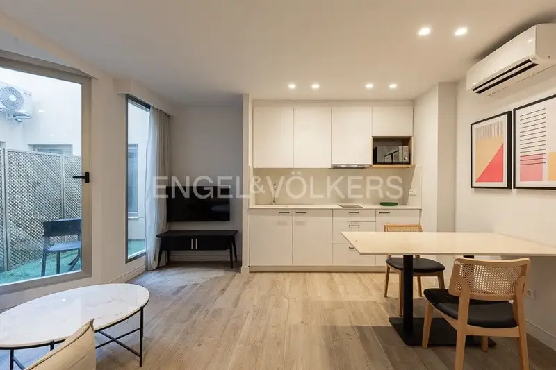 Estudio en Alquiler Valencia Ciudad: Moderno y Funcional