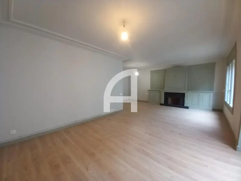 Piso en venta Sarria Sant Gervasi 5 habitaciones 3 baños
