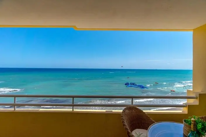 Dúplex 3 Dormitorios Primera Línea de Playa Dehesa Campoamor