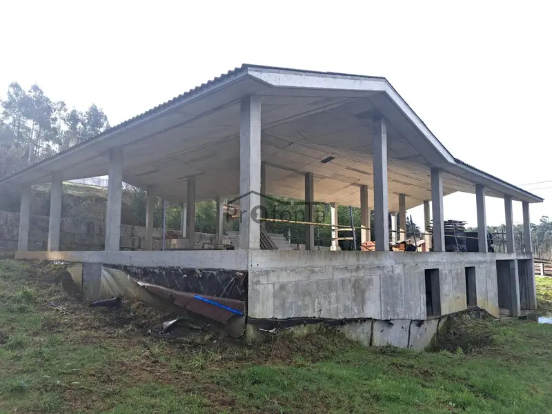 Casa en Construccion Cuiña Oza Cesuras Proyecto 1460m2