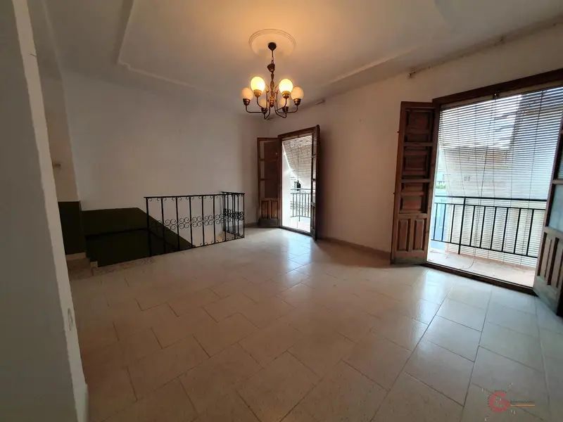 Casa en Venta Velez de Benaudalla 5 Dormitorios 2 Baños Trastero Reforma