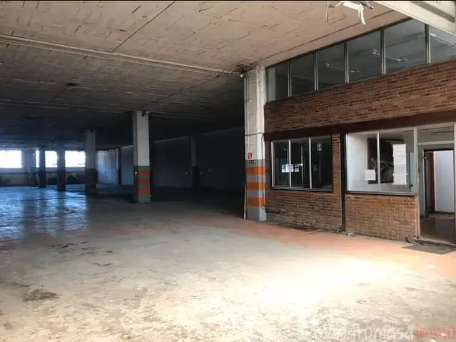 Nave Industrial en Venta Etxebarria 2500m²