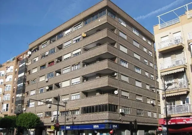 Piso en Subasta Valencia: Oportunidad de Inversión