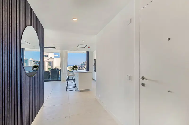 Apartamento 3 Dormitorios Higueron Lujo Piscina Privada Vistas Mar