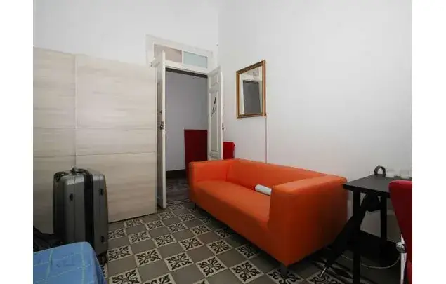 Habitacion en piso compartido Granada centro 360m2