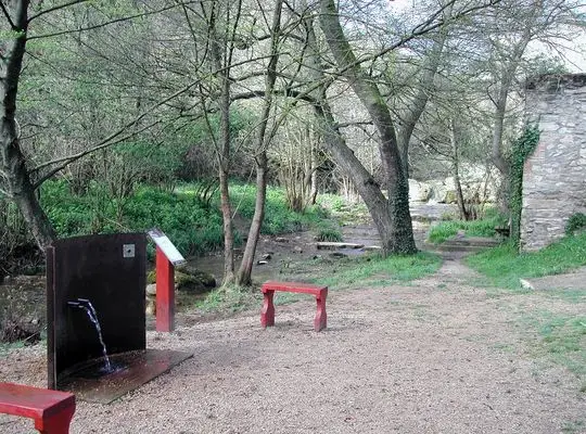 Garaje en venta, C. Ripollet, 25 (Sarria De Ter, Girona) - Servihabitat