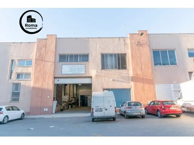 Nave En Venta En El Polígono Juncaril
