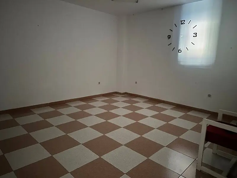 Venta Local Comercial 150m2 Carretera Madrid Badajoz